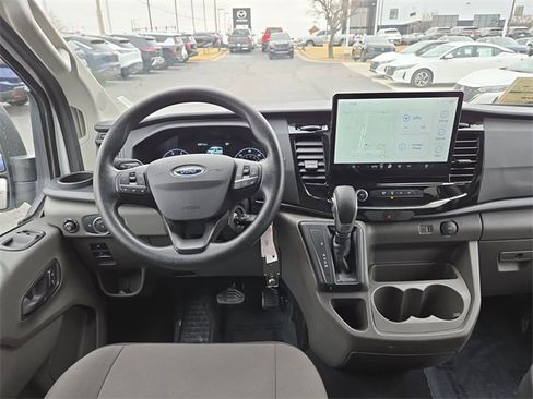 Used 2023 Ford Transit 350 XLT image 13