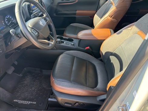 Used 2021 Ford Bronco Sport Outer Banks w/ Outer Banks Package image 8