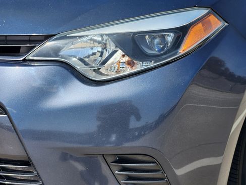 Used 2015 Toyota Corolla LE image 9