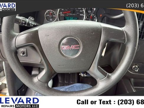 Used 2008 GMC Savana 2500 RWD image 17