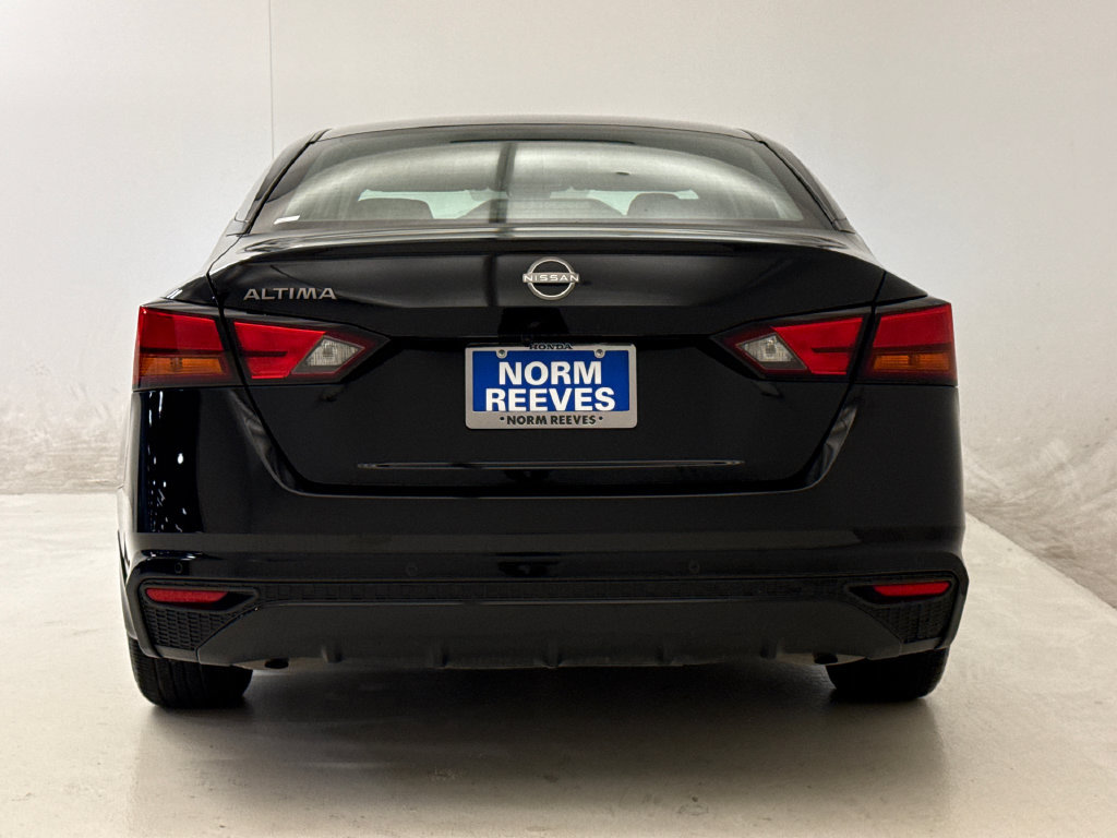 Used 2024 Nissan Altima 2.5 S FWD image 8