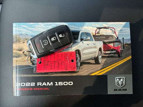 Used 2022 RAM 1500 Big Horn AWD/4WD image 37