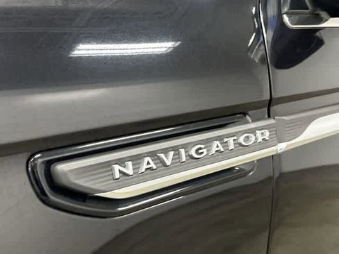 Used 2024 Lincoln Navigator Reserve image 31