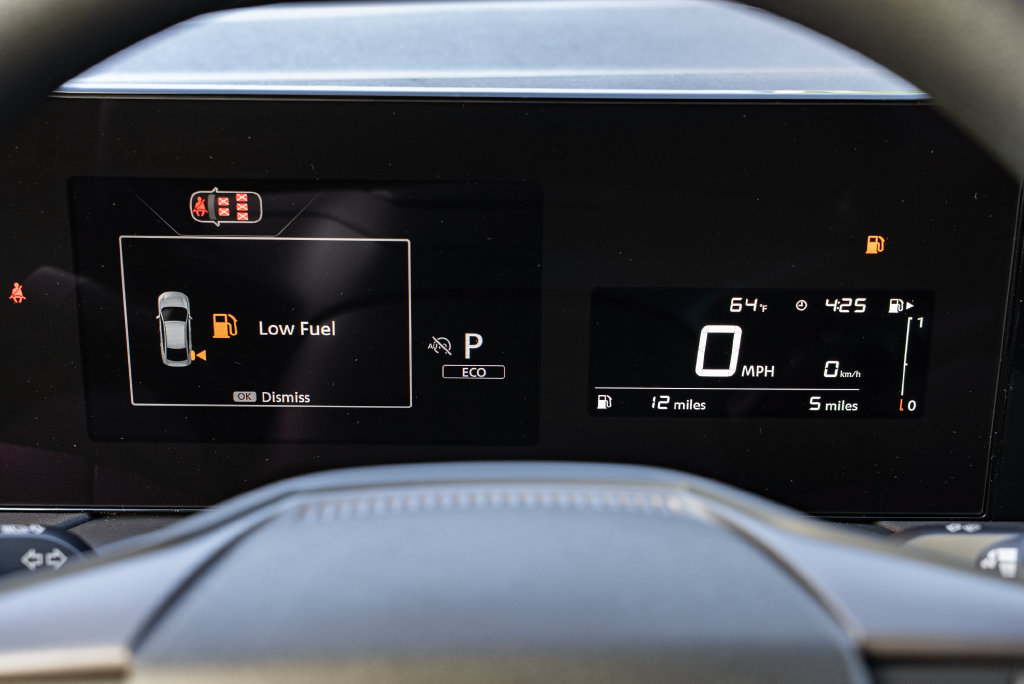 New 2027 Nissan Sentra S w/ Floor Mat Package FWD image 15
