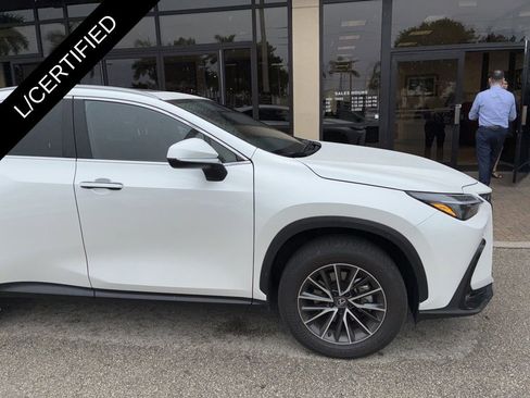 Used 2025 Lexus NX 350 350h Base image 4