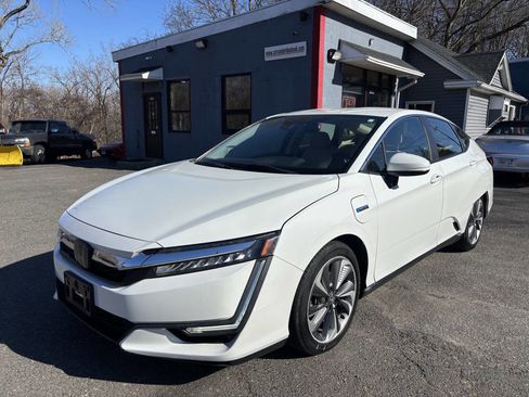 Used 2018 Honda Clarity Touring image 1