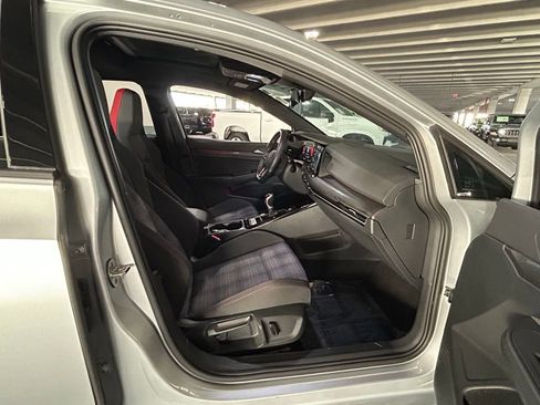 Used 2024 Volkswagen GTI SE image 32