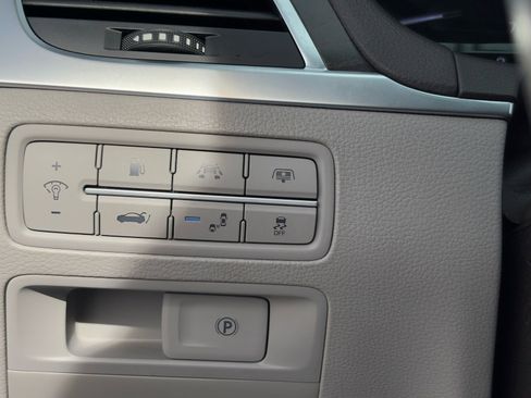 Used 2018 Genesis G80 5.0 Ultimate image 27