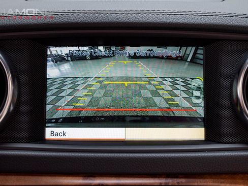 Used 2013 Mercedes-Benz SL 550 image 96