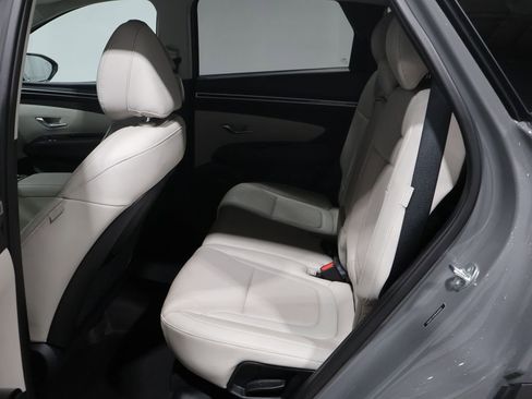 Used 2024 Hyundai Tucson Limited image 18