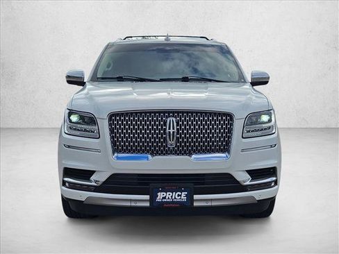 Used 2021 Lincoln Navigator Black Label w/ Cargo Convenience Package AWD/4WD image 2