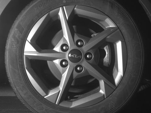 Used 2025 Kia K4 LXS image 13