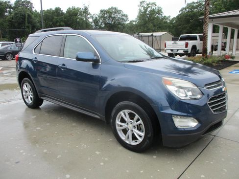 Used 2017 Chevrolet Equinox LT w/ Convenience Package FWD image 19