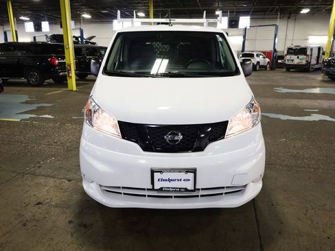Used 2021 Nissan NV200 S w/ Back Door Glass Package image 2