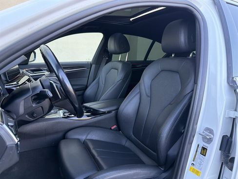 Used 2018 BMW 530i RWD image 15