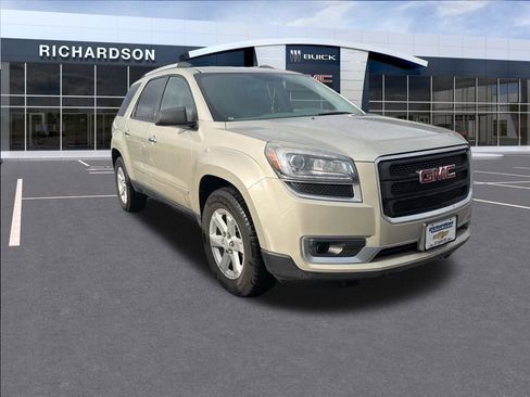 Used 2014 GMC Acadia SLE image 4