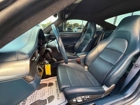 Used 2015 Porsche 911 Turbo S image 20