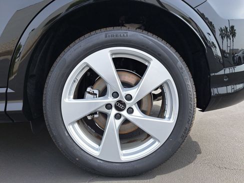 New 2025 Audi Q5 Prestige image 37
