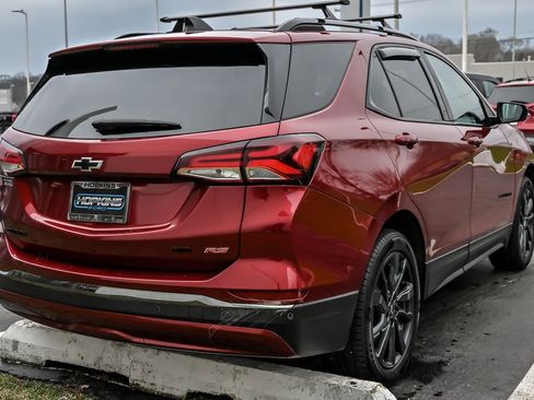Used 2023 Chevrolet Equinox RS AWD/4WD image 10