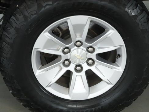 Used 2019 Chevrolet Silverado 1500 W/T w/ WT Convenience Package RWD image 12