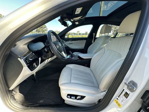 Certified 2023 BMW 530i w/ Executive Package image 15