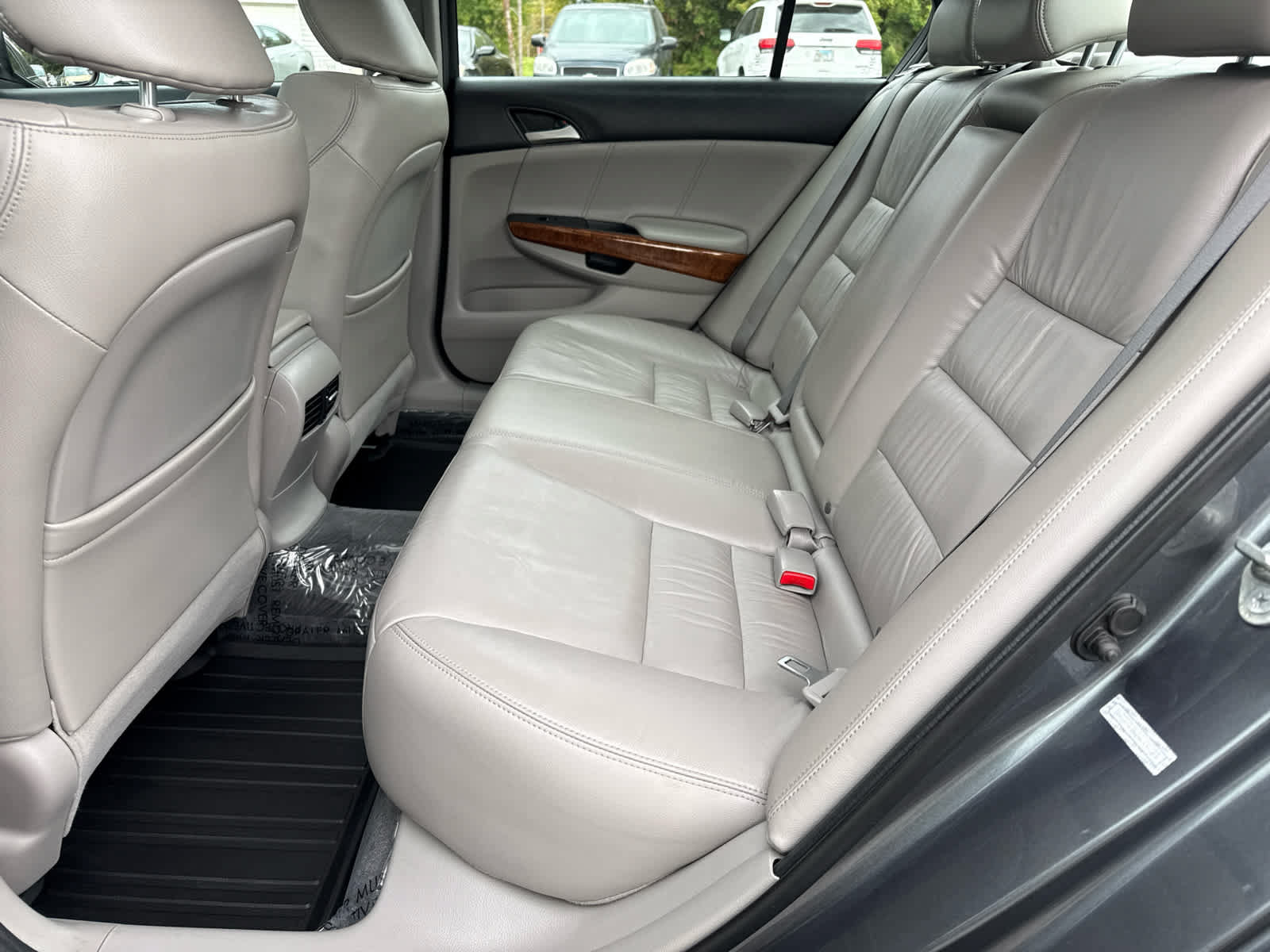 Used 2011 Honda Accord EX-L image 13