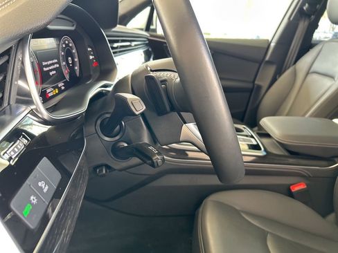 Used 2025 Audi Q7 3.0T Premium Plus image 45