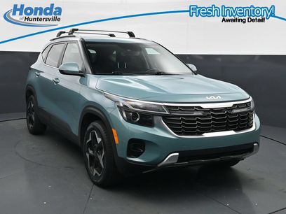 Used 2025 Kia Seltos EX