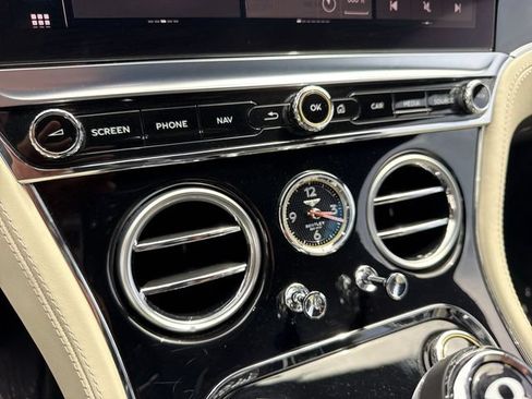 Used 2021 Bentley Continental GT V8 AWD/4WD image 19