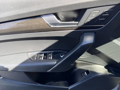 Used 2018 Audi Q5 2.0T Premium Plus AWD/4WD image 30