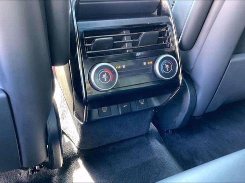 Certified 2024 Land Rover Range Rover Sport Dynamic SE AWD/4WD image 10