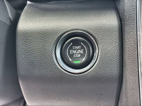 Certified 2026 GMC Acadia Elevation w/ Elevation Premium Package FWD image 16