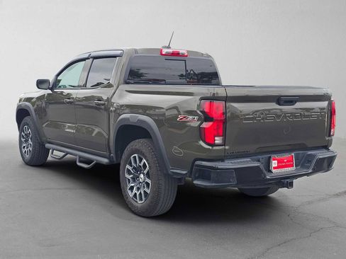 Used 2024 Chevrolet Colorado Z71 w/ Z71 Convenience Package 2 AWD/4WD image 5