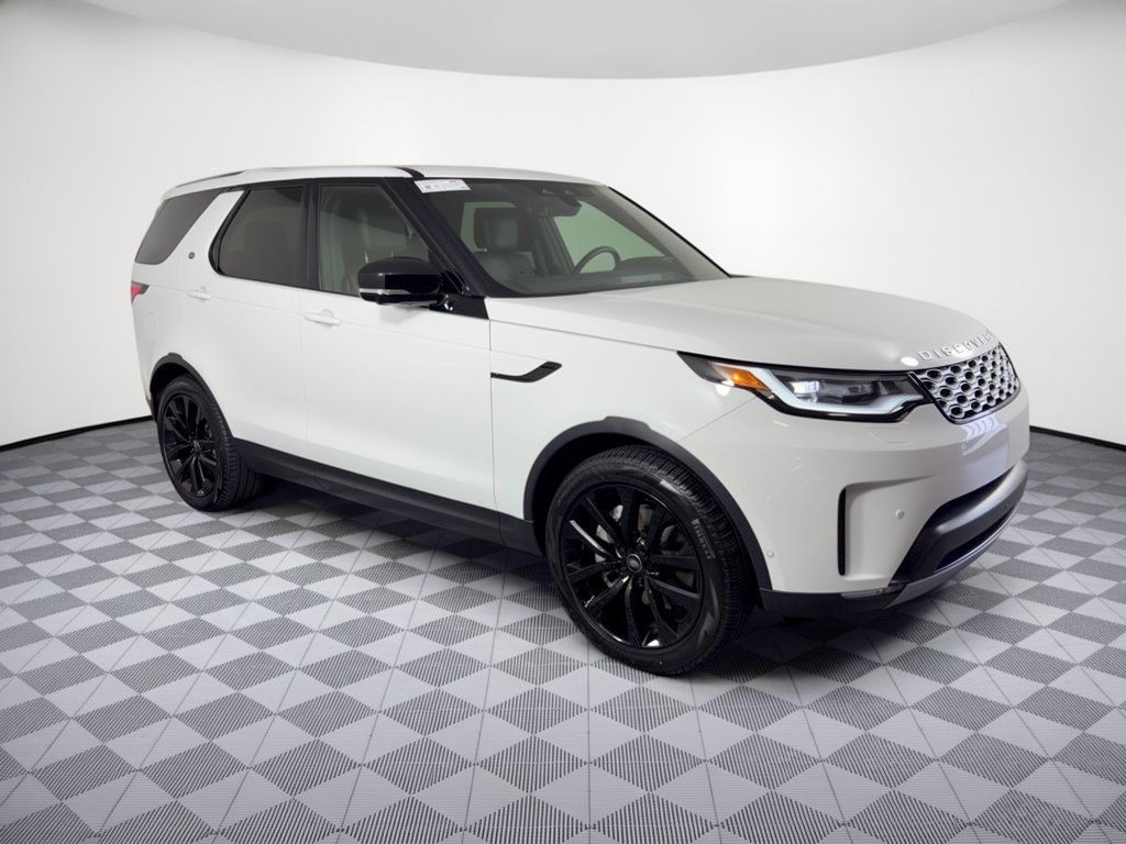 Used 2026 Land Rover Discovery S AWD/4WD image 7