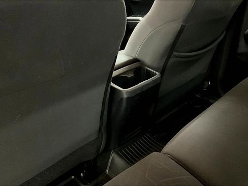 Used 2019 Toyota Tacoma TRD Sport w/ Technology Package AWD/4WD image 11