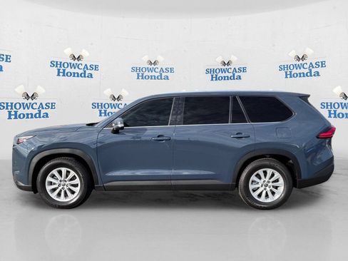 Used 2024 Toyota Grand Highlander FWD image 4