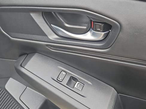 Used 2025 Honda Accord SE image 34
