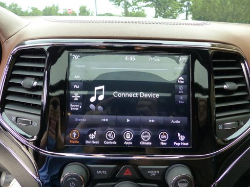 Used 2019 Jeep Grand Cherokee Summit w/ Platinum Series Group AWD/4WD image 35