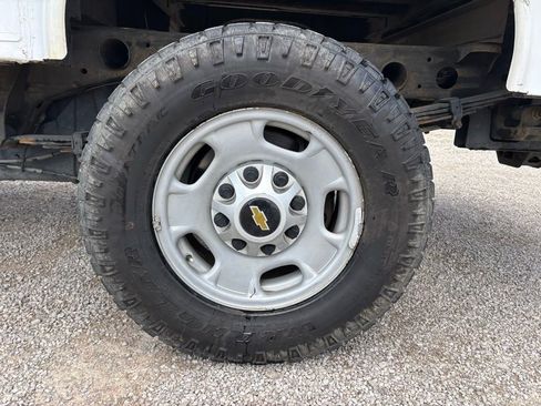 Used 2019 Chevrolet Silverado 2500 W/T w/ WT Convenience Package AWD/4WD image 19