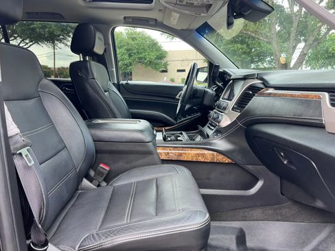 Used 2016 GMC Yukon XL Denali w/ Open Road Package AWD/4WD image 33
