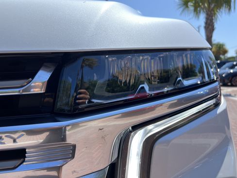 Used 2024 Chevrolet Tahoe High Country AWD/4WD image 6