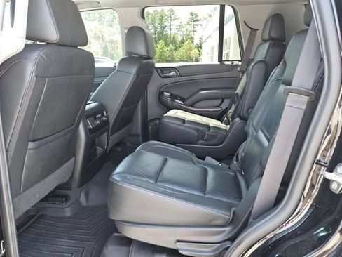 Used 2019 GMC Yukon SLT AWD/4WD image 4