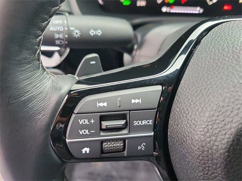 Certified 2025 Honda Civic Sport image 23