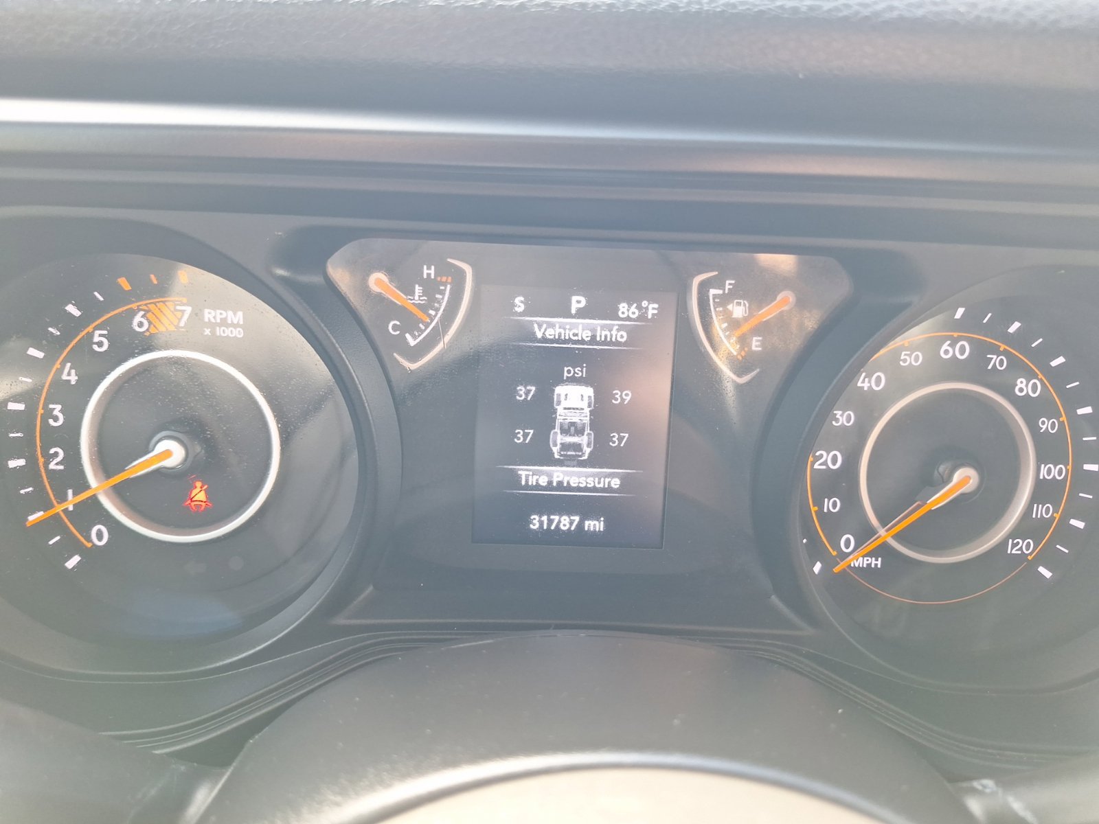Used 2025 Jeep Wrangler Sport AWD/4WD image 19