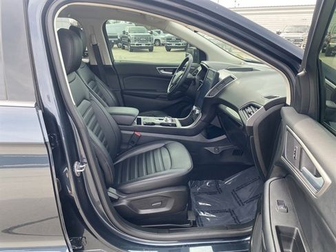 Used 2023 Ford Edge SEL w/ Convenience Package image 6
