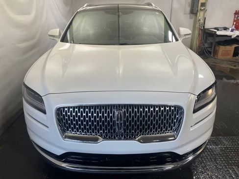 Used 2021 Lincoln Nautilus Reserve AWD/4WD image 7