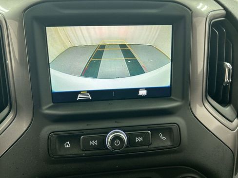 Used 2020 Chevrolet Silverado 1500 Custom w/ Custom Value Package image 15