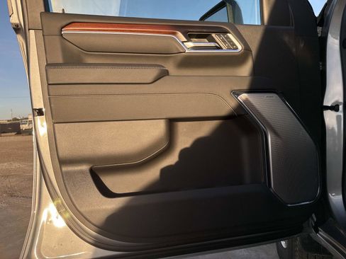 New 2026 GMC Sierra 3500 Denali w/ Denali Reserve Package image 21