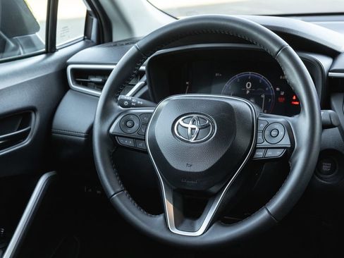 Certified 2026 Toyota Corolla Cross LE FWD image 25