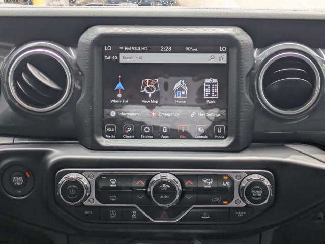 Used 2022 Jeep Wrangler Unlimited Sahara AWD/4WD image 16